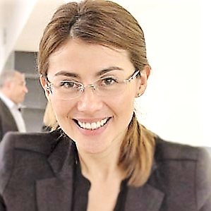 asoler26's profile picture. Titulaire d’une triple formation supérieure dans le domaine du développement durable et de l'environnement, j'ai 6 ans d'expérience en management de projets RSE