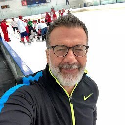 Christi57442881's profile picture. 