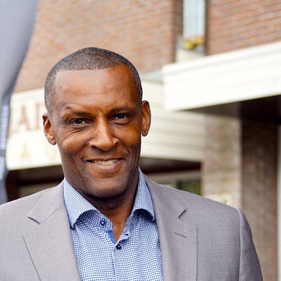 I am an experienced Business Development Manager / Sales Manager / Key Account Manager on the security/technology and services market.