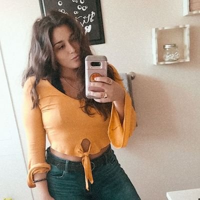 Alysen_up's profile picture. how am i supposed to be a hot mom when i'm not even a hot 21 yr old