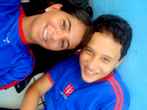 ''Quero ofertar minha vida,gastar os meus dias,minha juventude por amor,pela Igreja,pelos jovens,pelos homens me consumirei...'' Ser Shalom é ser feliz!