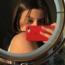 Margot060402's profile picture. 