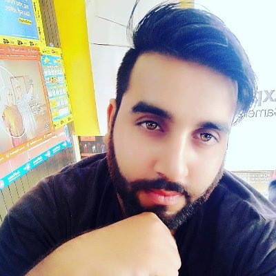 VickySalaria16's profile picture. I am simpl boy