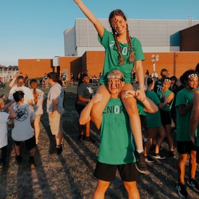 fpchs2020's profile picture. Letting you know what the Class of 2020 is up to! 💚🐾 Run by your officers, Alyssa Santore & Erik Toland!
