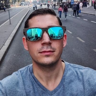 Senior Front-end Developer @ iO. Passion for the web, JavaScript, React, Css and all the beautifull challenges webdevelopment has!