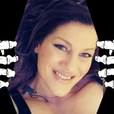 I LOVE MUSIC, ANIMALS, FITNESS, MMA, BOXING, MAKING CUSTOM JEWELRY, ANYTHING POSITIVE!
HUGE MUSIC FREAK FROM A-Z!! CHECK OUT