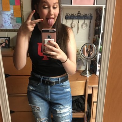 hadalee_lee's profile picture. IU ‘22 • alpha o • evv ✈️ bos