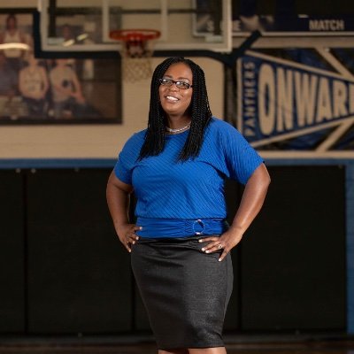 Head Girls Basketball Coach
Lake Region High School 
Coach @coachaau 👈🏾 College Bound Ballers 

2019, 2022 & 2023 Girls Varsity Basketball Coach of the year.