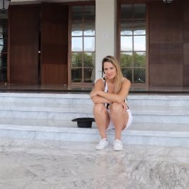 mariajosebu's profile picture. La educación es la herramienta más poderosa que podemos usar para cambiar el mundo 🌎 🌈🤟🏽  #equidad #justicia  #alegría