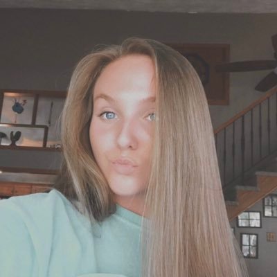 _shelbycarr27's profile picture. dallas ‘19 king’s ‘23