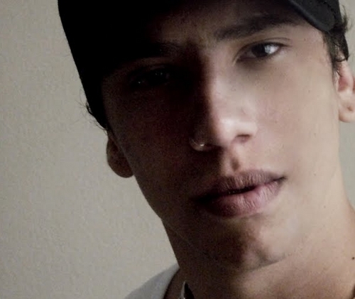 Raphael Oliveira, 18 anos, DJ.