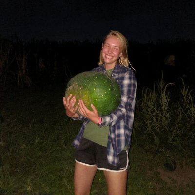 tardigradest's profile picture. having a normal one. // she/they