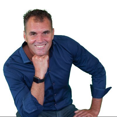 Sales Manager Benelux Commercial @Elastic - my views are my own #kwaliteitsmomentje https://t.co/U0rqfx8cqX
