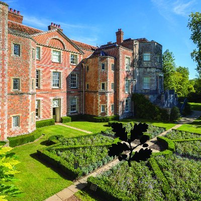 National Trust gardens, house & gallery, open all year round. Play area, family activities in school holidays. Cafés, shop, second-hand bookshop. Dog friendly.