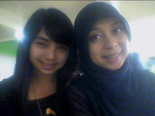 intanfazz26's profile picture. 