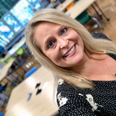 lizkaleta's profile picture. Teacher