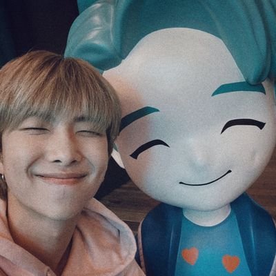 - เราตกหลุมรักคุณเกินความจำเป็นของเวลาไปแล้ว - @BTS_twt