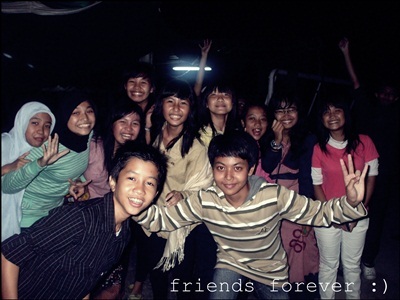 LaGokielun's profile picture. The 3rd generation of Bilingual JHS 2 Samarinda. And we're 31 cool students ♥