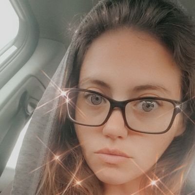 💚I got depression again. I had a meeting at 7, I skipped it and slept in and woke up af 7pm. I cut my hair off like Britney. Sprinkle dust like a pixie -mgk