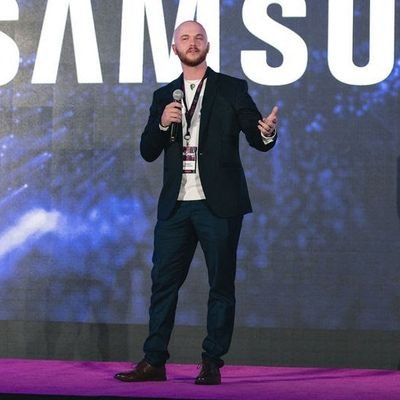 HoustonGalaxy's profile picture. *Like a yawn, your attitude is contagious.*

Husband | Father | Photographer | Samsung Field Sales Manager

--All thoughts are my own--