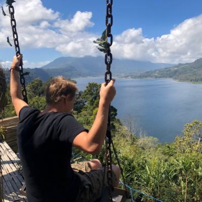 AyvazyanArkadiy's profile picture. 