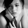 L_endouceur's profile picture. Beauty is in the eye of the beholder. La beauté est dans les yeux de celui qui regarde... ~ Oscar Wilde