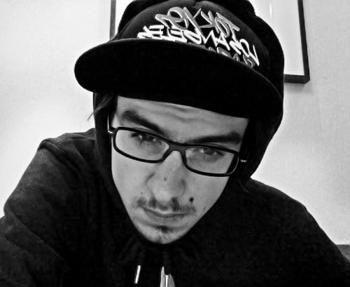 UI/UX Designer and Art director from London. 15 years' experience, 28 awards incl. Cannes Lions. Judge at D&AD & Young Lions.