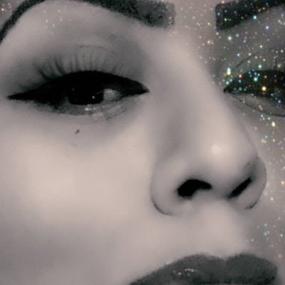 LilianaRomero31's profile picture. :)