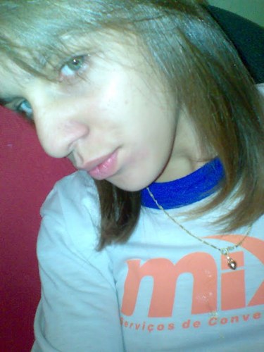 BoM. Sou diferente, tenho meu estilo.
Gαrotα do cαbelo loiiro e dos lαbiios piicαntes
uma loiirinha glamurosa completamente
diiferente das outras xD