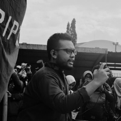 RafiRefinaldi's profile picture. Selamanya pembelajar.