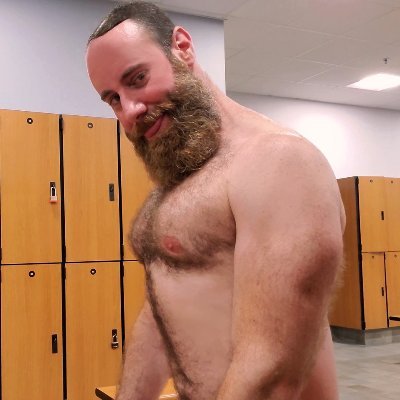 Versatile, nudist, hairy, passionate, easy-going, loving life! 😈🔞
https://t.co/dVXtFl4m4L
https://t.co/BzDUH1c1ZL