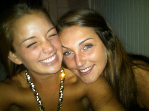 anadreh's profile picture. 