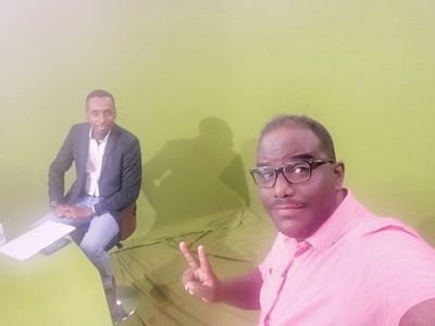 MusaabShow1's profile picture. "We Were On A Break"

Ross Geller