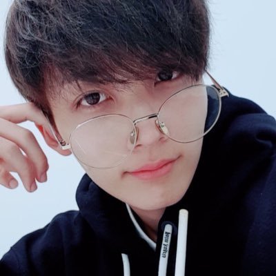 intomyeyes_yjh Profile Picture