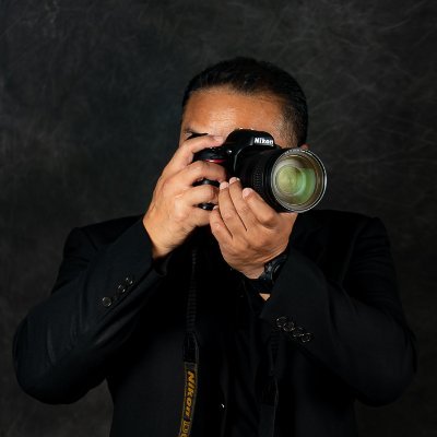fotility's profile picture. One of the 10 Best Photographers & Videographers in San Diego for engagements, headshots, portraits, real estate, weddings and more!