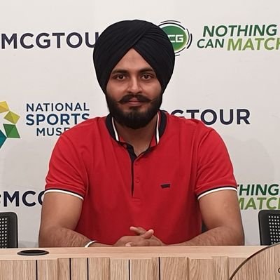 smile_side_jsb's profile picture. Elixir, Python, AWS developer.