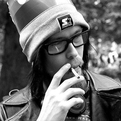 SkyetailSkunk's profile picture. Idiootti vauhdissa