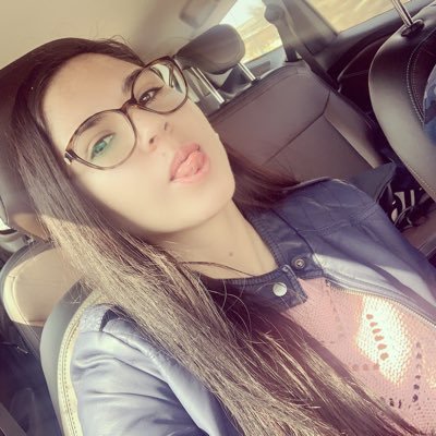 *.No es la apariencia.. Es la esencia No es el dinero.. Es la educación.. No es la ropa.. Es la clase.* // #AmoLaMusica