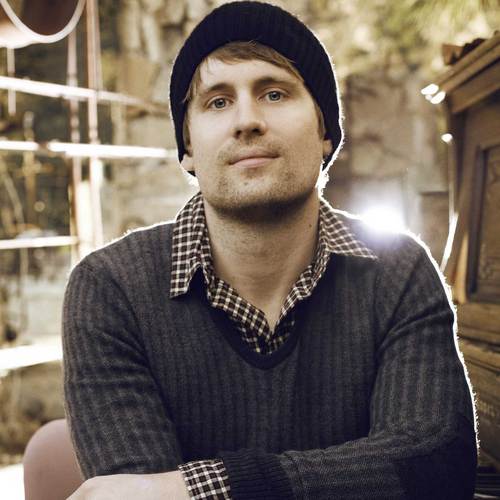 BennyMarchant's profile picture. Singer/Songwriter
http://t.co/4kryTvQS