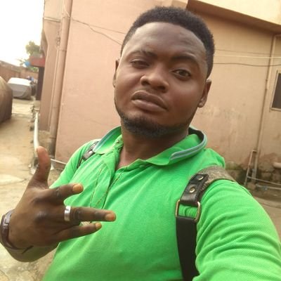 Chukwue41936303's profile picture. Average height, cute, Sincere, Loves sincere & straight forward people,I'm a fleshy,Nigerian from d South East,Igbo boy from IMO State https://t.co/4awTbygHhB avid reader.