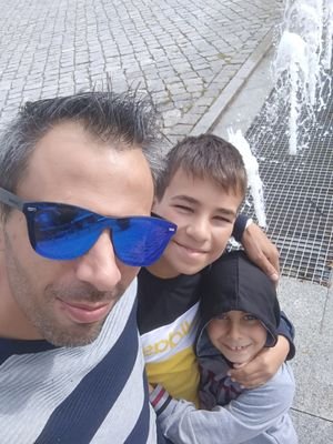 FbioGodinho5's profile picture. As pessoas sabem quem sou mas não sabem como eu. .