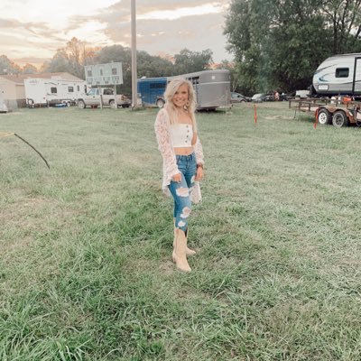 alexbaker_21's profile picture. 