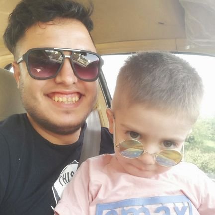 MehranEz's profile picture. 