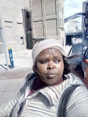 AsieSweetness's profile picture. 