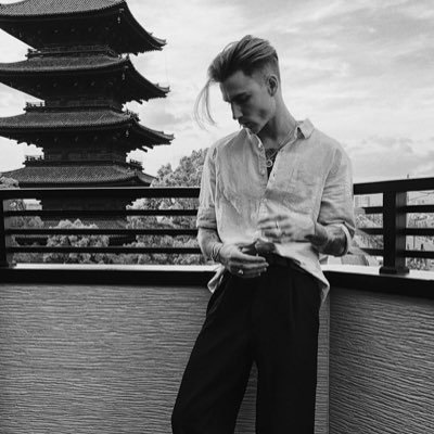 I will hold you forever | 14.O2.2O18-26.O9.2O18-O4.12.2O18 𝑵𝒆𝒗𝒂𝒆𝒉'𝒔 | 𝙶.♡ 15.O2.2O19