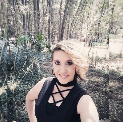 Kariena97694198's profile picture. *Your life does not get better by CHANCE 
It gets better by CHANGE 

*Life is a gift , never forget to enjoy and bask in every moment you are in.