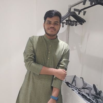 prateeek8's profile picture. PROUD MHARASHTRIAN || STUDENT AT SSGMCE SHEGAO ||LOVE ❤😘 PHOTOGRAPHY DANCING SINGING AND MOSTLY GAMING AND CHATTING.