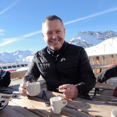 Award winning Journalist on Radio & TV - Weekly presenter of The Sunday Show & Travel Talk on Sunshine1068FM & Ed's Travel Shows on Virgin Media TV - NUJ