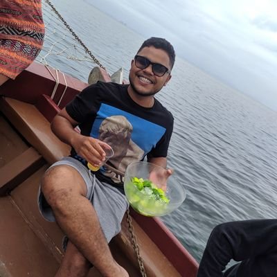 carioca praiano, amo música(meu hobby,meu foco,meu trabalho) noitada na veia, interactiano e demolay.