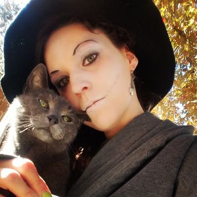 Ghoulish_Anja's profile picture. Rebranded Writer and illustrator of spooky stories, Youtuber, lover of tea. Looking for writing & reading buddies